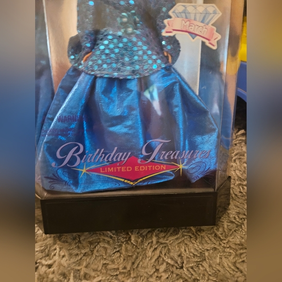 Birthday Treasures "MARCH" Limited Edition 1992 Collector BARBIE DOLL - Picture 6 of 9